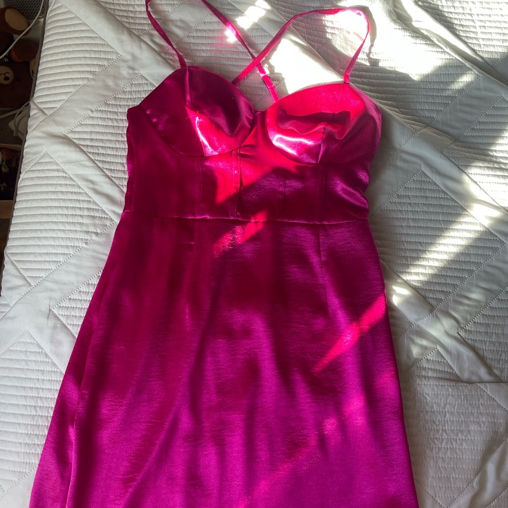 gorgeous pink dress